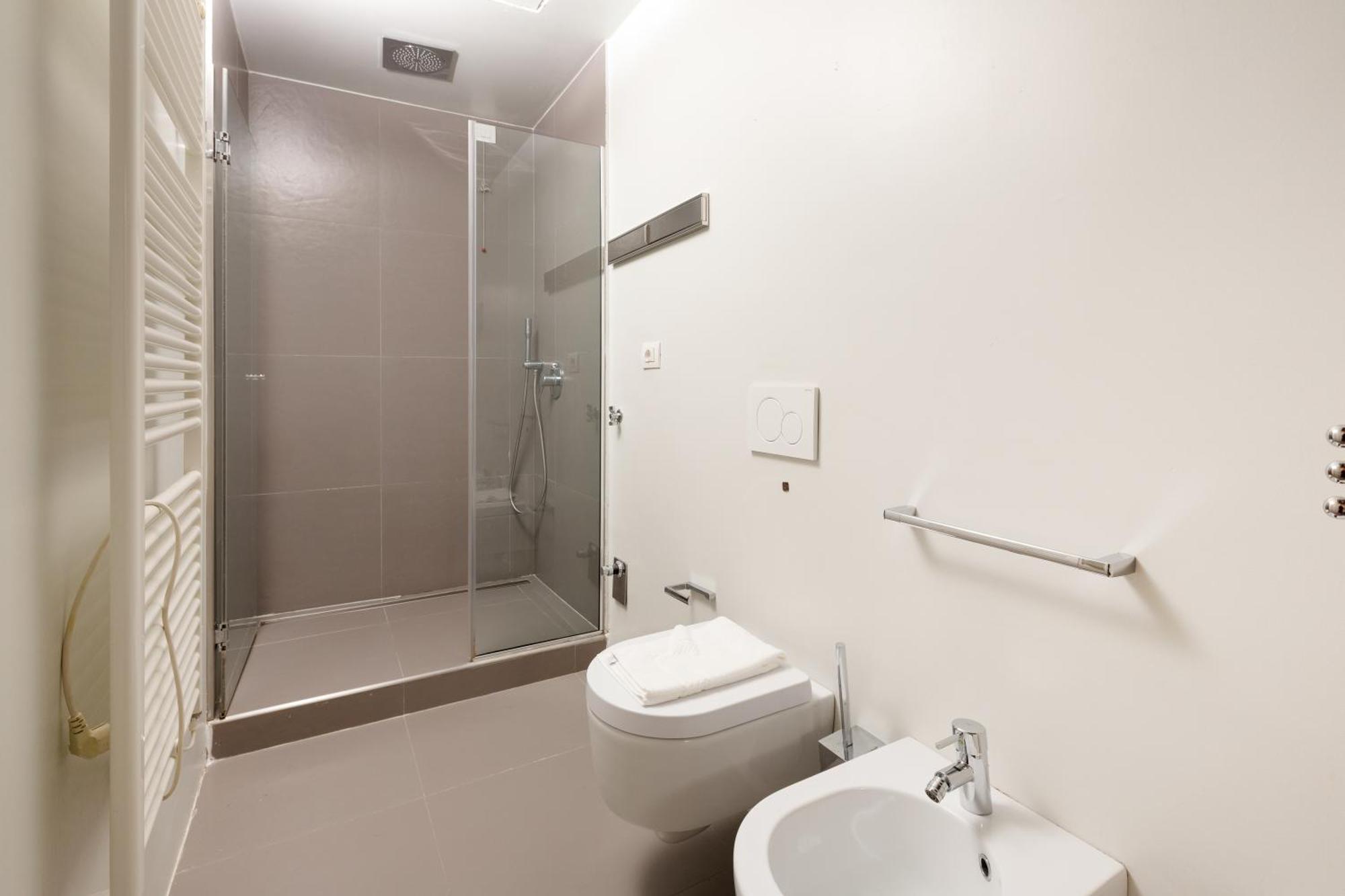 Appartement Modern 280m From Arco Della Pace!